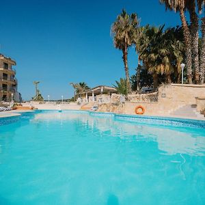 Porto Azzurro Aparthotel